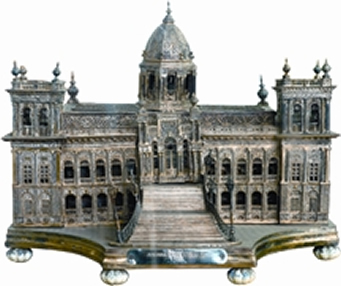 চিত্র:AhsanManzilModel.jpg