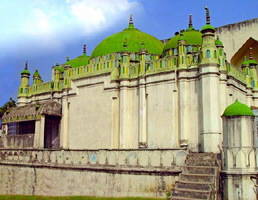 চিত্র:KhawjaAmbarMosque.jpg