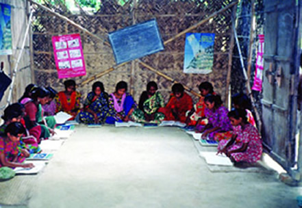 চিত্র:NonFormalEducation.jpg