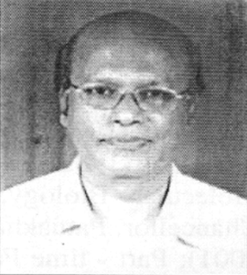 চিত্র:YusufHarunKM.jpg
