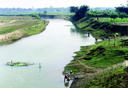 চিত্র:Canal.jpg
