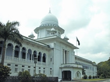 চিত্র:DhakaHighCourtBuilding.jpg