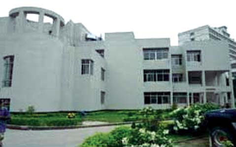 চিত্র:BangladeshShilpakalaAcademy.jpg