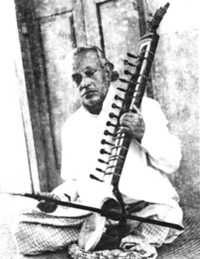 চিত্র:KhanUstadPhuljhuri.jpg