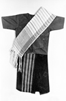 চিত্র:Dress5.jpg