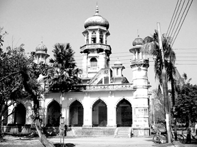 চিত্র:CarmichaelCollegeRangpur.jpg