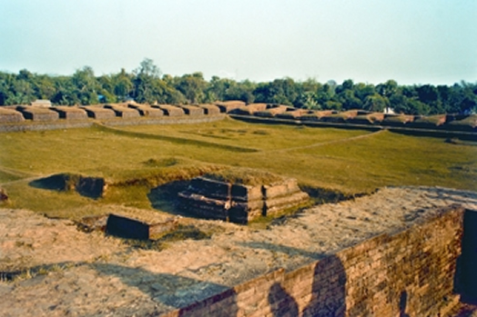 চিত্র:SalbanVihara.jpg