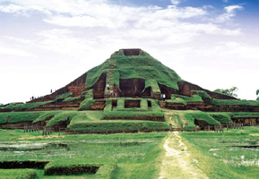 চিত্র:PaharpurSomapuraMahavihara.jpg