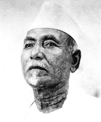 চিত্র:KhanUstadAlauddin.jpg