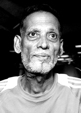 চিত্র:KhanAzam.jpg