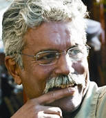 চিত্র:MunirMishuk.jpg