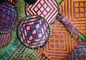 চিত্র:BambooCrafts2.jpg