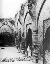 চিত্র:MajlisAuliaMosque.jpg