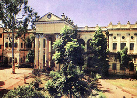 চিত্র:JagannathCollege.jpg