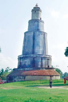 চিত্র:ChotoPanduaMinar.jpg