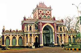 চিত্র:NatoreRajbadi.jpg