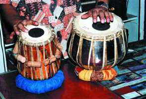 চিত্র:Tabla.jpg