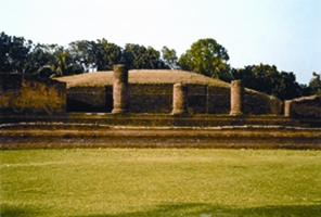 চিত্র:ShalvanVihara.jpg