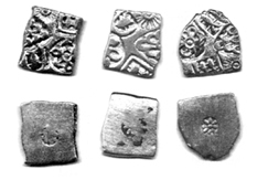 চিত্র:PunchMarkedCoins.jpg