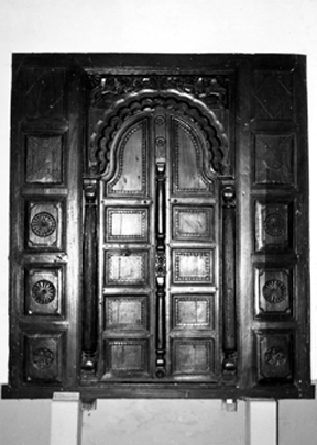 চিত্র:WoodWork3.jpg