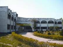 চিত্র:KhulnaUniversityAcademyBhavan.jpg