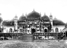 চিত্র:KadamMubarakMosque.jpg