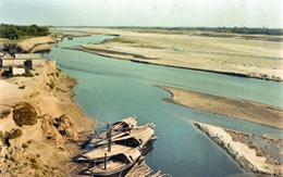 চিত্র:AlluvionDiluvionChar.jpg