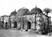 চিত্র:KamalapuraMosque.jpg