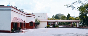 চিত্র:DhakaClub.jpg