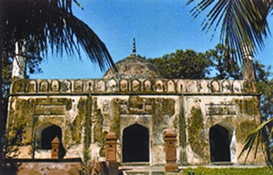 চিত্র:ShahNiamatullahsTomb.jpg