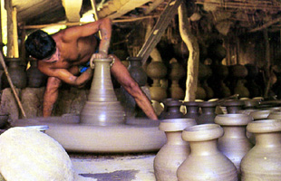 চিত্র:Kumar.jpg