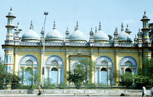চিত্র:CalcuttaTipuSultanShahiMosque.jpg