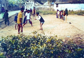 চিত্র:FolkGameDariahanda.jpg