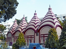 চিত্র:Dhakeswari Temple Zahir.jpg