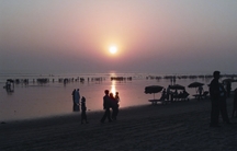 চিত্র:KuakataSunset.jpg