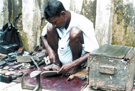 চিত্র:Muchi.jpg