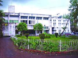 চিত্র:JatiyaPressClub.jpg