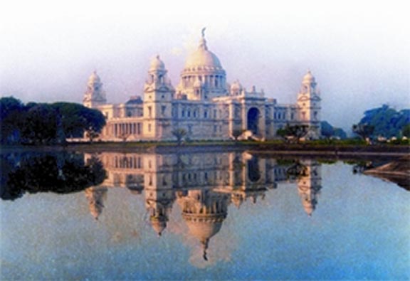 চিত্র:VictoriaMemorial.jpg