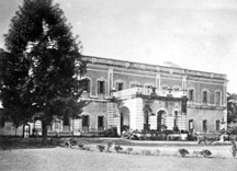 চিত্র:DilkhusaPalace.jpg