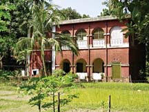 চিত্র:DinajpurBaptistMissionCharch.jpg