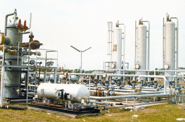 চিত্র:GasField1.jpg