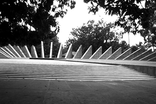 চিত্র:MujibnagarMemorial.jpg