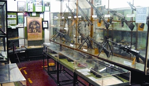 চিত্র:LiberationWarMuseum8.jpg