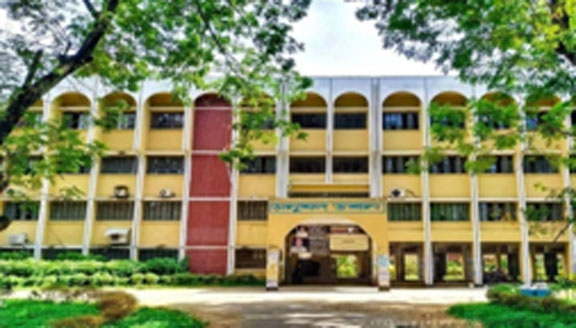 চিত্র:IslamicUniversityAcademicBuilding.jpg