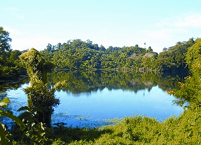 চিত্র:BagakainLake.jpg