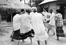 চিত্র:DhamailGan.jpg