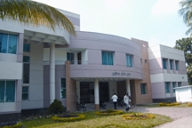 চিত্র:KUET.jpg