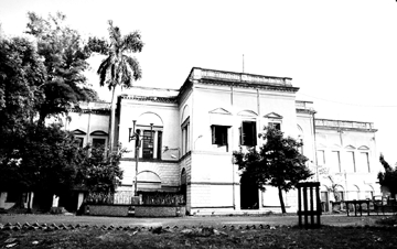 চিত্র:HooglyMohsinCollege.jpg
