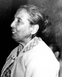 চিত্র:KhanumZobeda.jpg