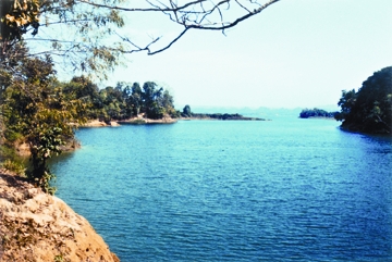 চিত্র:ChittagongHillTracts3.jpg